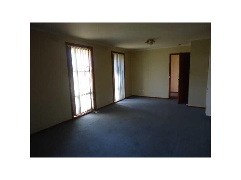 140  Monterey Boulevard, Frankston North VIC 3200