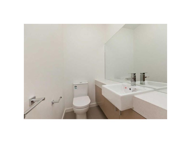 30B  Burns Street, Frankston VIC 3199