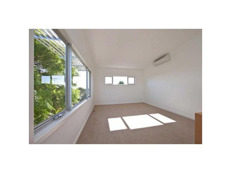 30B  Burns Street, Frankston VIC 3199