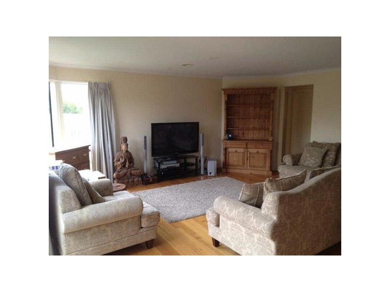 34  Weber Drive, Mornington VIC 3931