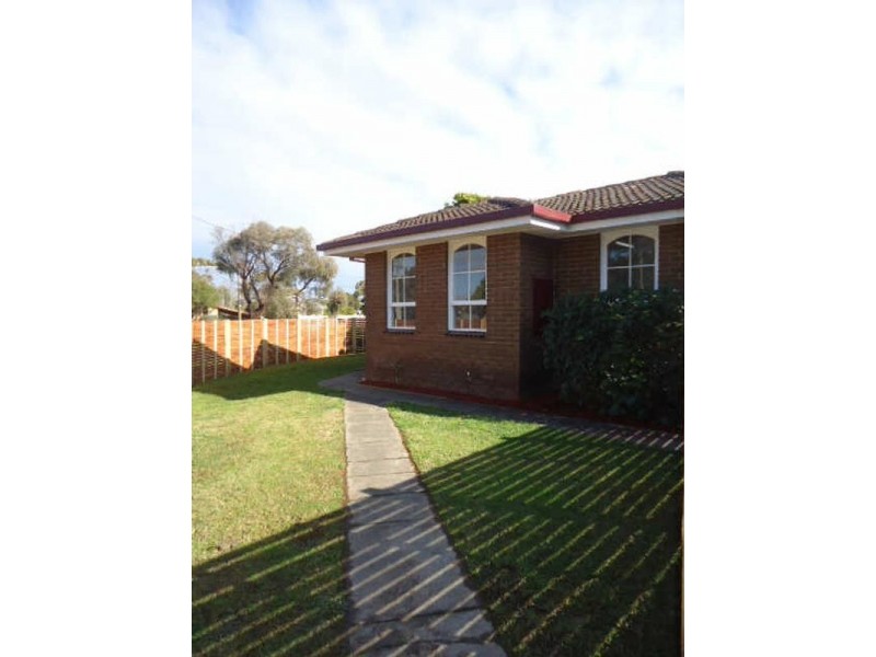 1/27  Neptune Street, Mornington VIC 3931