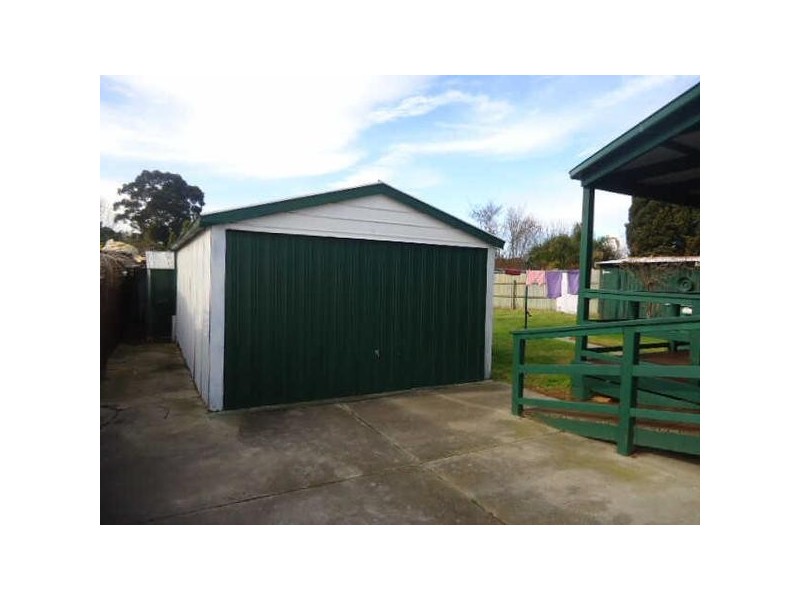 9  Excelsior Drive, Frankston North VIC 3200