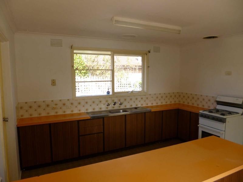 1/32  Roberts Street, Frankston VIC 3199