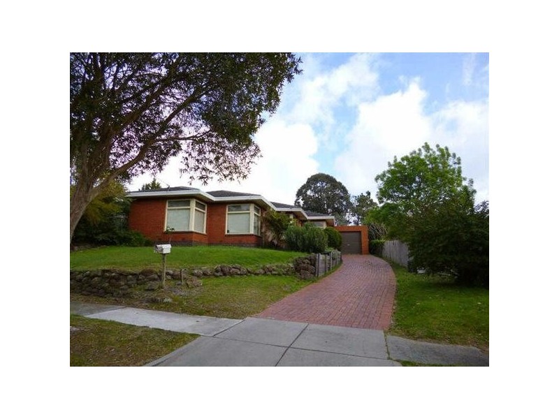 11  The Glen, Frankston VIC 3199