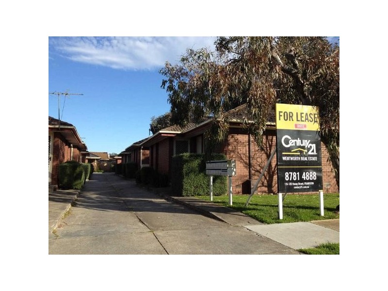 2/11  Wisewould Avenue, Seaford VIC 3198