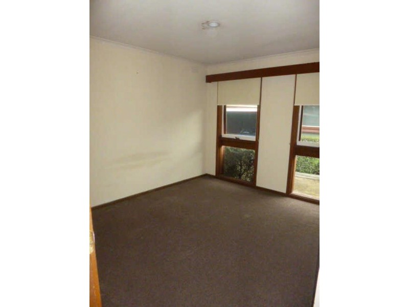 2/11  Wisewould Avenue, Seaford VIC 3198