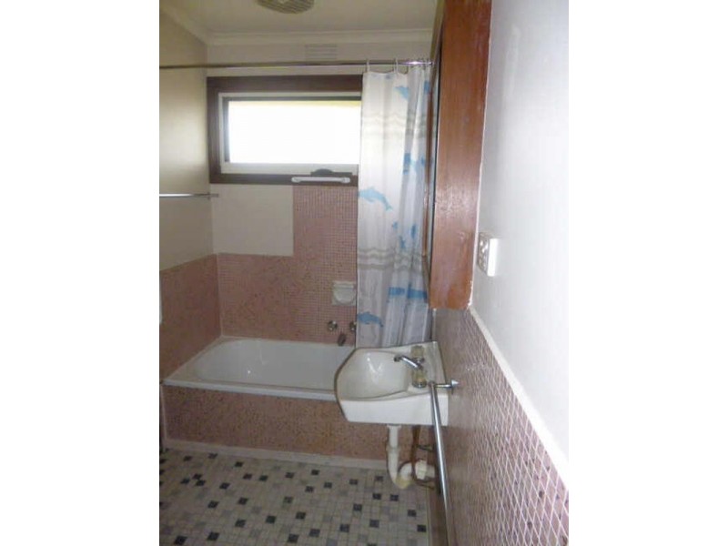 2/11  Wisewould Avenue, Seaford VIC 3198