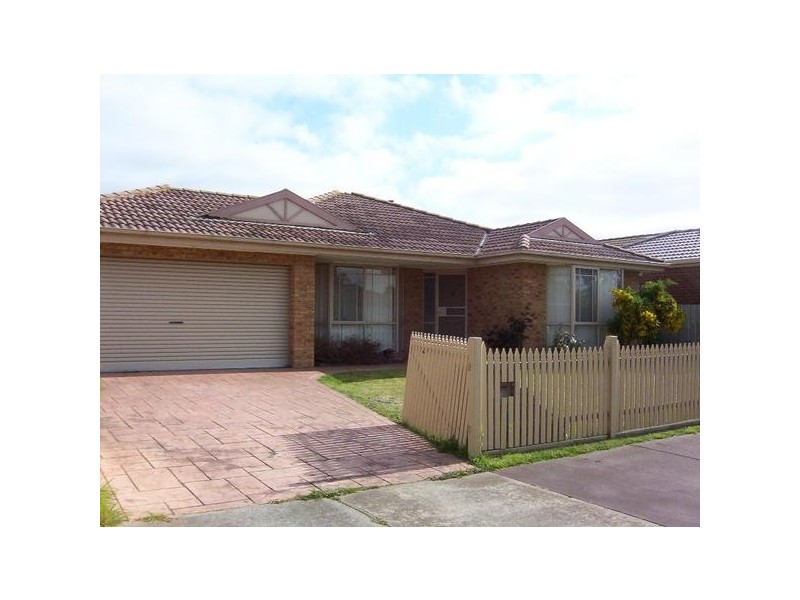 31  Fielding Avenue, Chelsea Heights VIC 3196