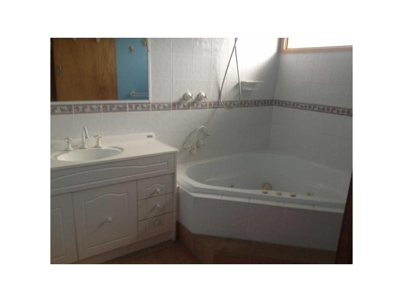 2/67  Kirkwood Avenue, Seaford VIC 3198