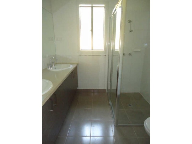 2/41  Cranbourne Road, Langwarrin VIC 3910