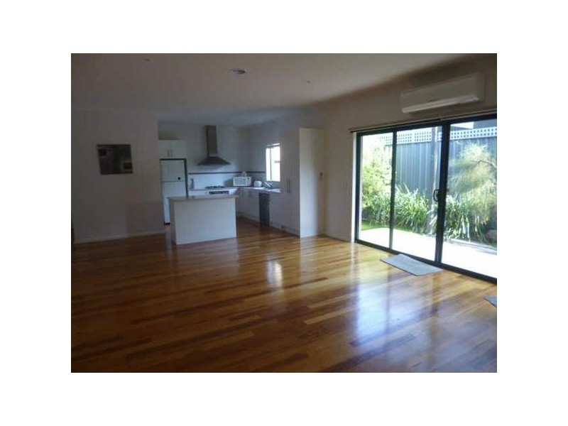 2/56  Fortescue Avenue, Seaford VIC 3198