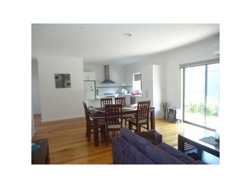 2/56  Fortescue Avenue, Seaford VIC 3198