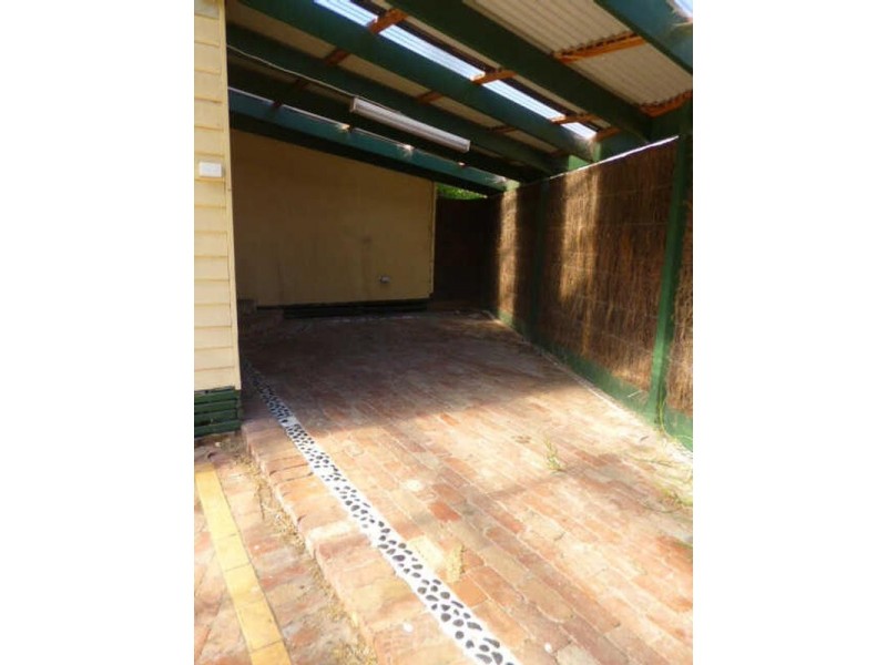 176 Cranbourne Road, Frankston VIC 3199