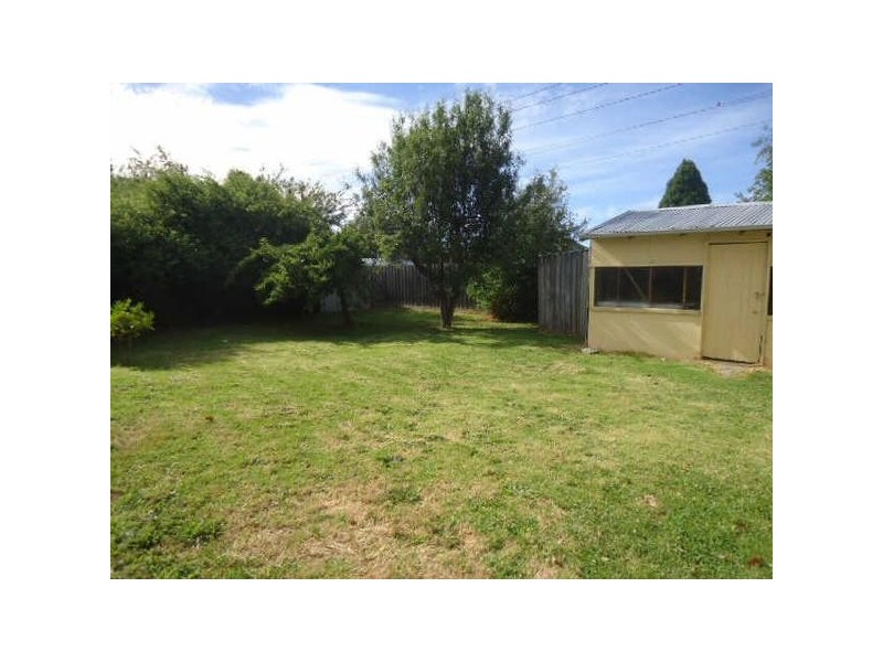 19  Silvertop Street, Frankston North VIC 3200