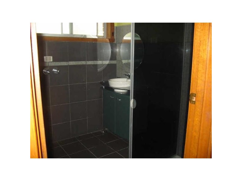 2/77-79  Playne Street, Frankston VIC 3199