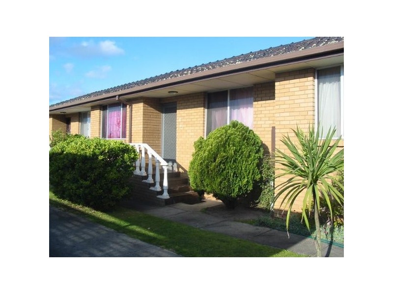 2/77-79  Playne Street, Frankston VIC 3199