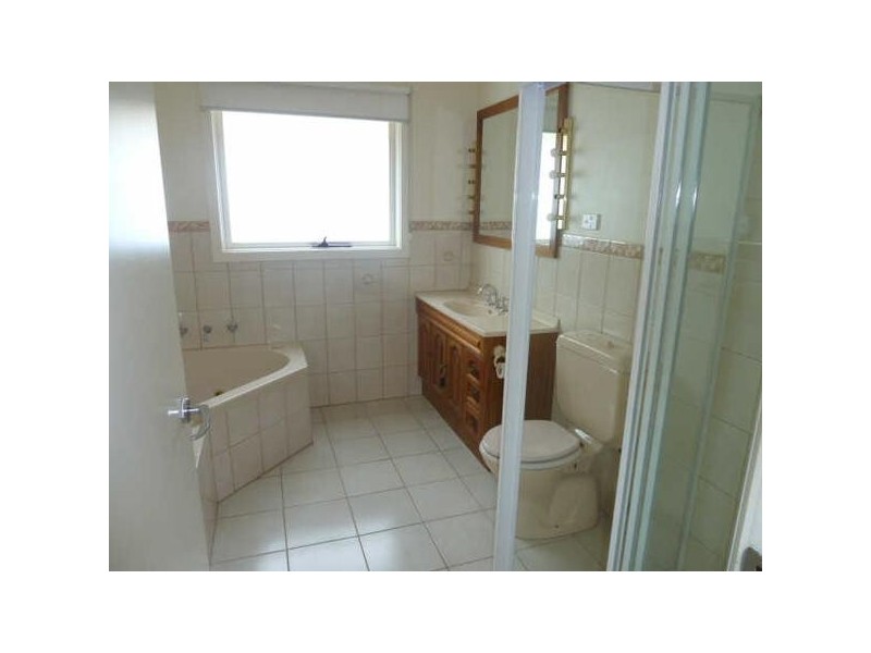 33  Ameilia Avenue, Mornington VIC 3931