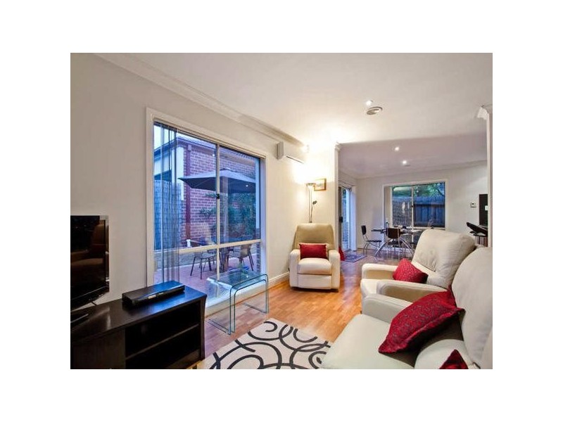 2/2  Lawrey Street, Frankston VIC 3199