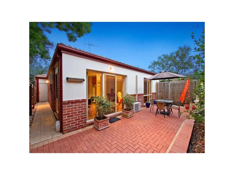 2/2  Lawrey Street, Frankston VIC 3199