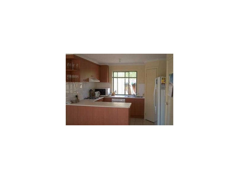 5  Locksley Drive, Carrum Downs VIC 3201