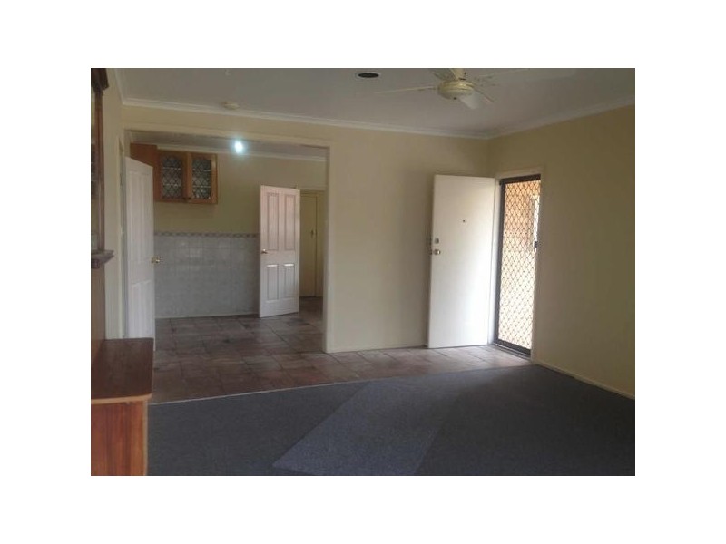 6  Hodgins Crescent, Frankston North VIC 3200