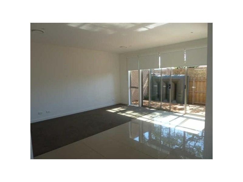 3/4  Denbigh Street, Frankston South VIC 3199