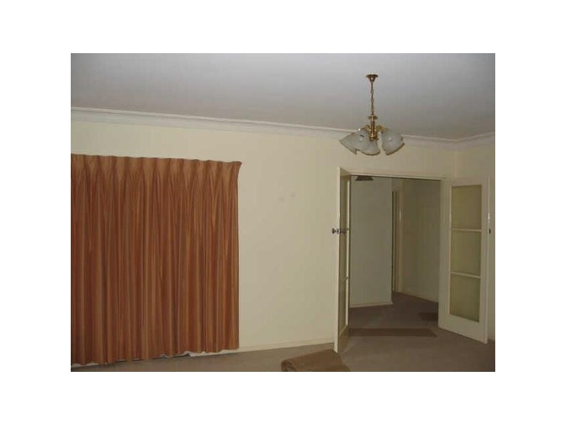 27  Corio Avenue, Frankston VIC 3199