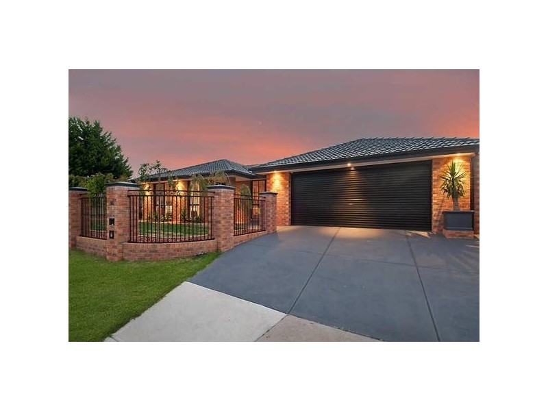 10  Cappella Place, Carrum Downs VIC 3201
