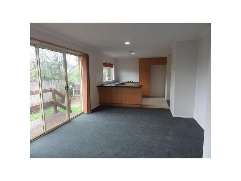 2/6  Alice Grove, Frankston VIC 3199