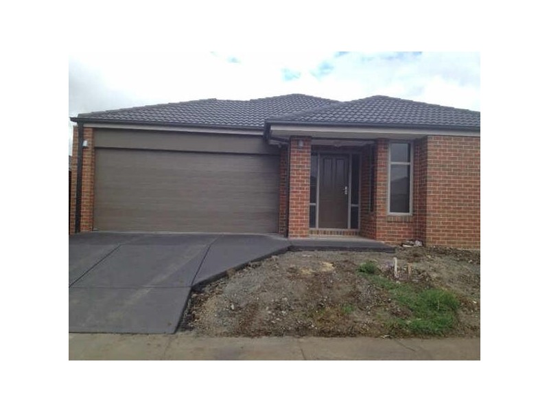 46  Connewara Crescent, Clyde North VIC 3978