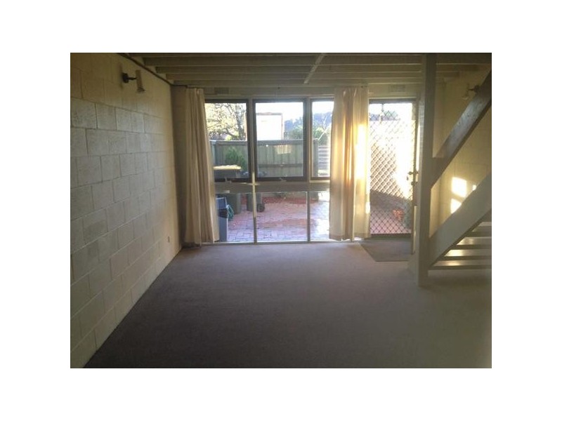 4/27  Carder Avenue, Seaford VIC 3198
