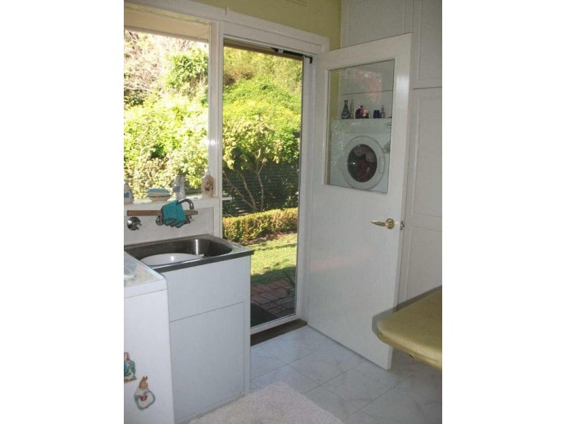 4  Hillside Grove, Frankston South VIC 3199