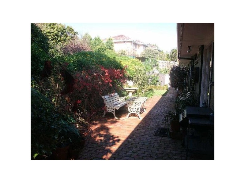 4  Hillside Grove, Frankston South VIC 3199