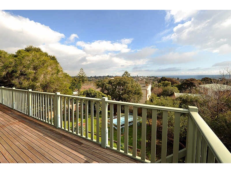 94  Kars Street, Frankston VIC 3199