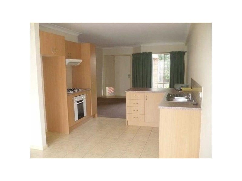 4/38  Lewis Street, Frankston VIC 3199