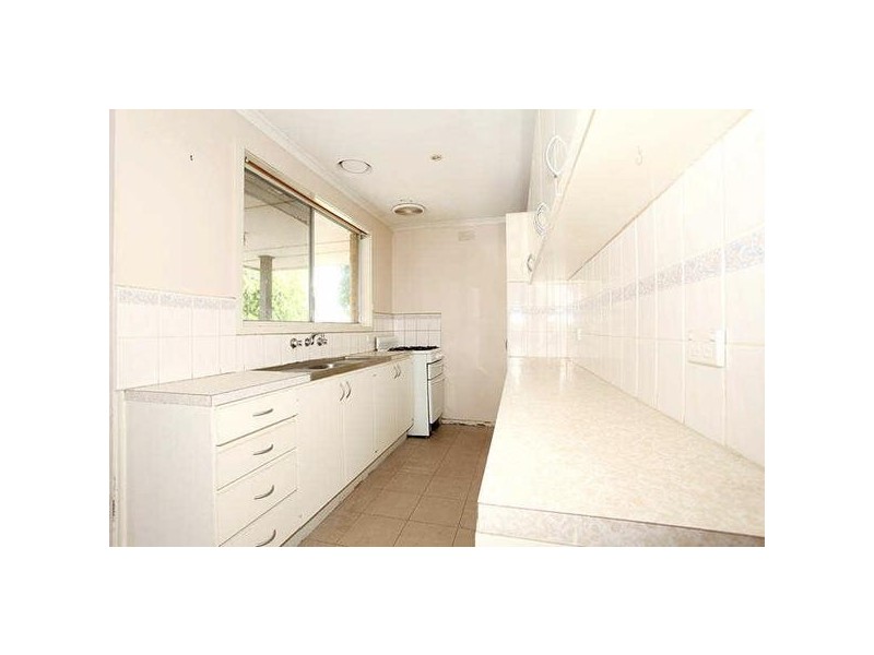 8  Tilia Court, Frankston North VIC 3200