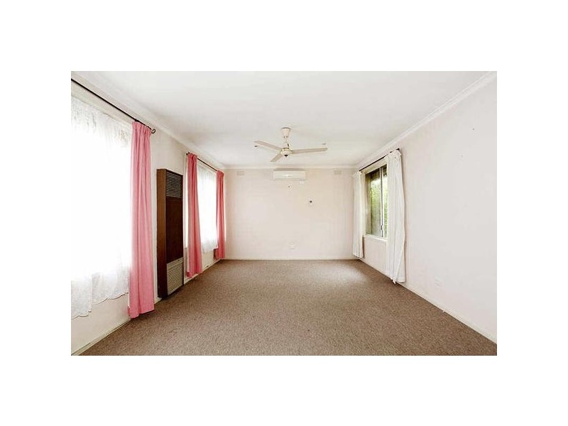 8  Tilia Court, Frankston North VIC 3200