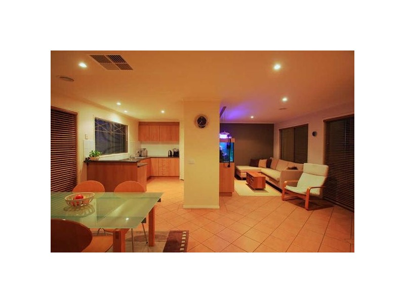 1/12  Gweno Avenue, Frankston VIC 3199