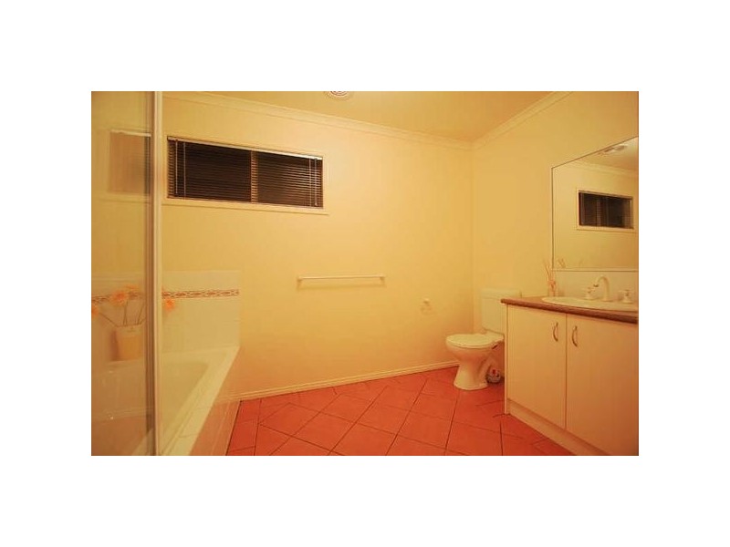 1/12  Gweno Avenue, Frankston VIC 3199