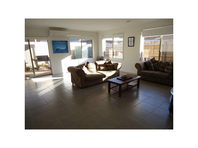 5/1A  Annette Court, Hastings VIC 3915