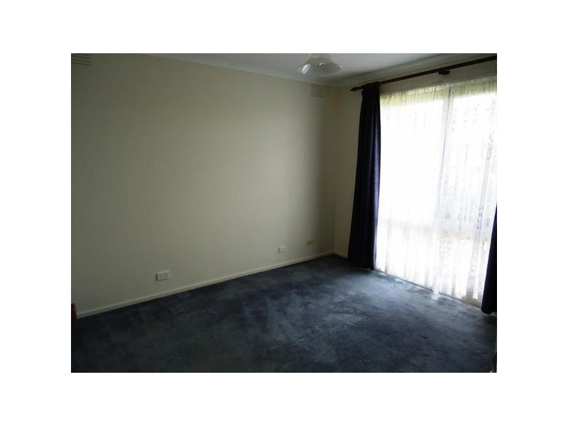 2  Varcoe Court, Frankston VIC 3199