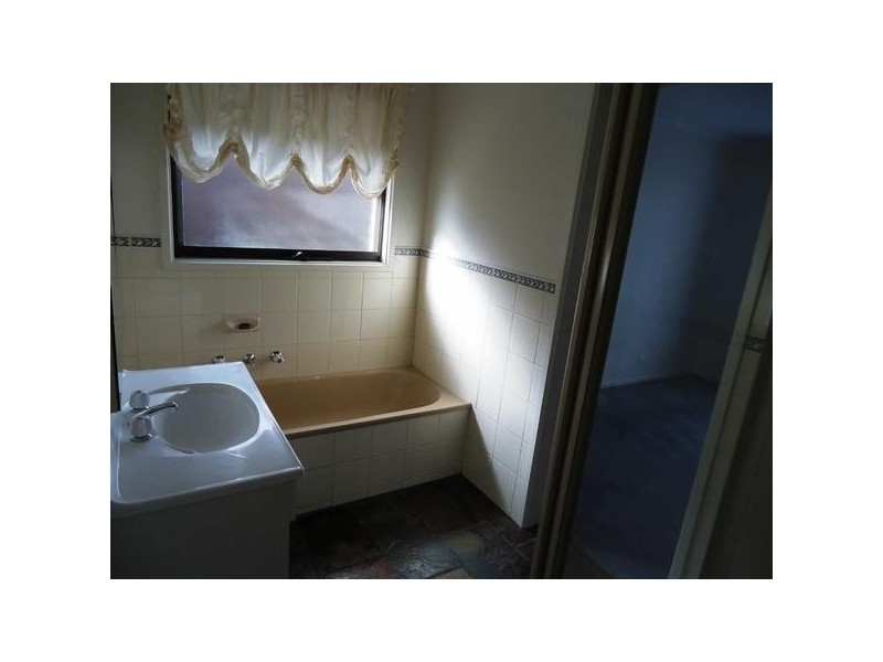 2  Varcoe Court, Frankston VIC 3199