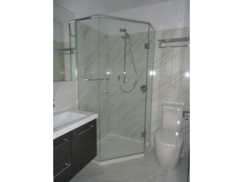 6/94  Young Street, Frankston VIC 3199