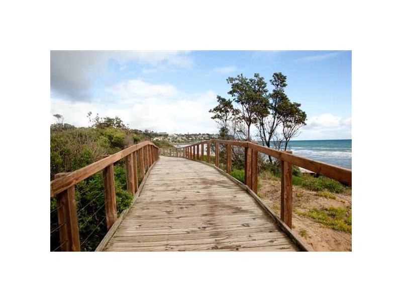 4/94  Young Street, Frankston VIC 3199