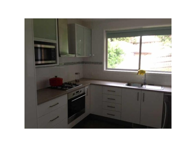 4  Oleosa Court, Frankston VIC 3199