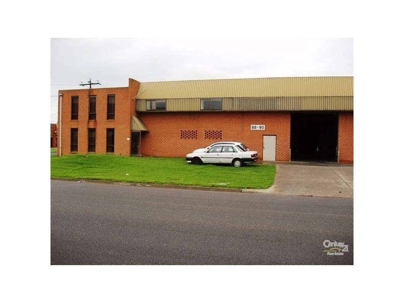 88-90 Malcolm Road, Braeside VIC 3195
