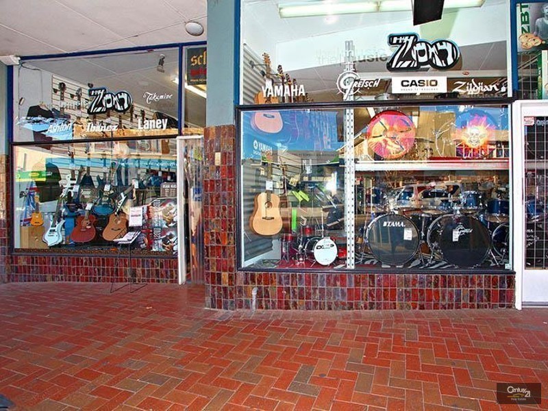 2-14 Wells Street, Corner Young Street, Frankston VIC 3199