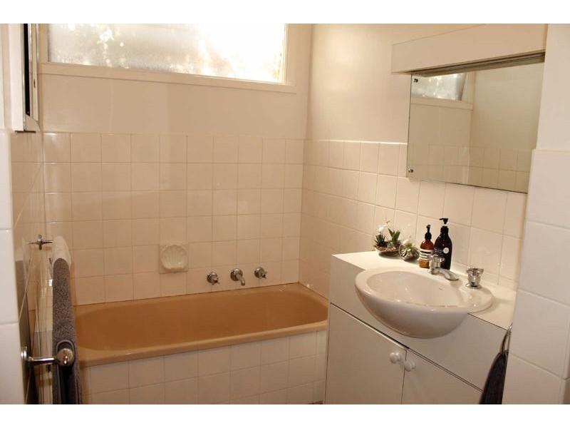 6/18  Brickwood Street, Brighton VIC 3186