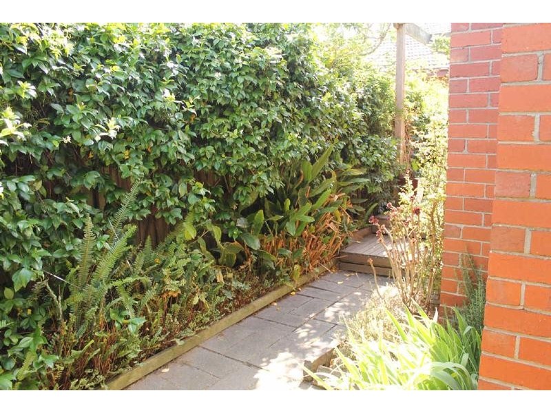 6/18  Brickwood Street, Brighton VIC 3186