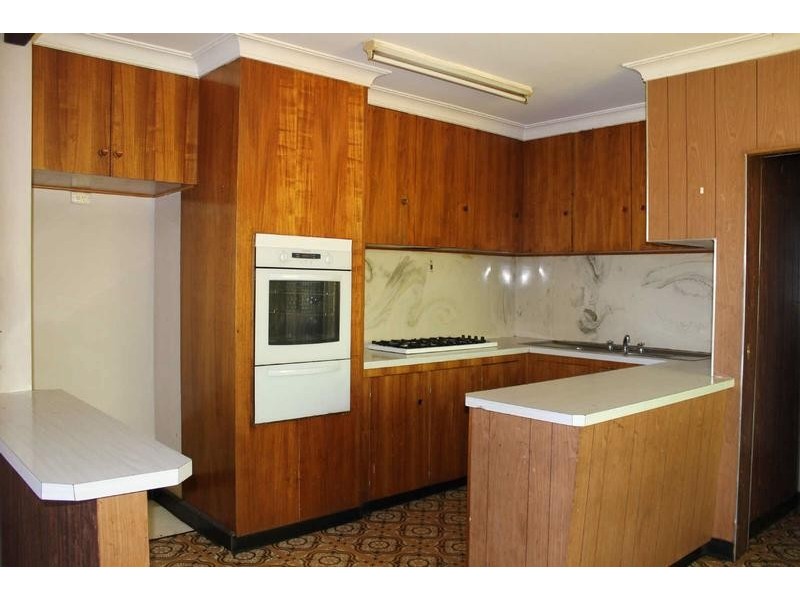 136  Bernard Street, Cheltenham VIC 3192